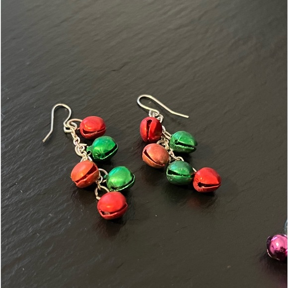 Christmas Holidays Multicolor Beaded Bells Set with Ring Earrings & Bracelet - Picture 4 of 14